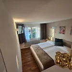 Apart-hôtel Pont-de-thielle 3*