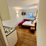 Apart-hôtel Pont-de-thielle 3*
