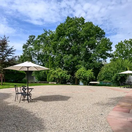 Hotel Pont-de-thielle